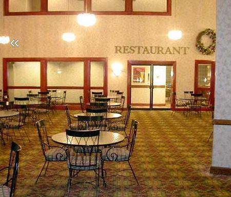 Ramada Moline Hotel East Moline Ngoại thất bức ảnh